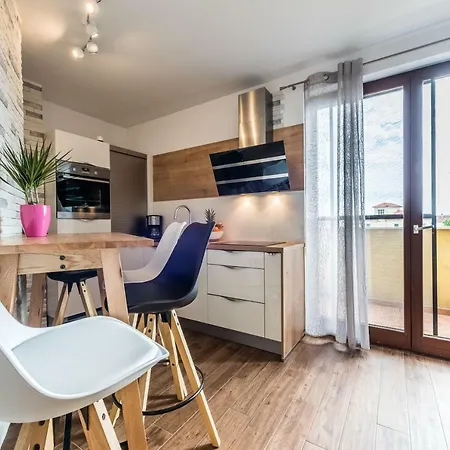 Apartment Open View