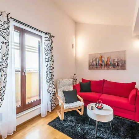 Open View Apartment